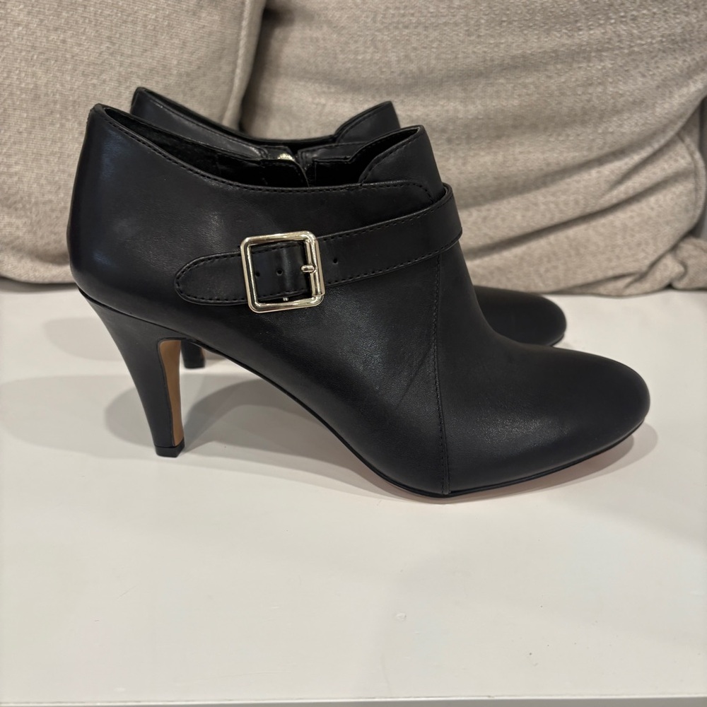 Vince Camuto Black Boots Size 7.5